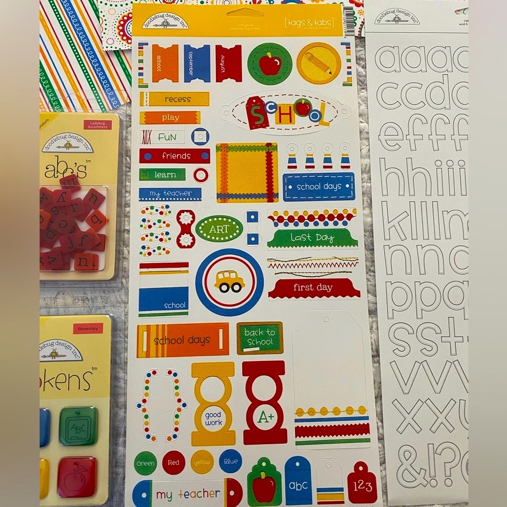 ✏️📚 DOODLEBUG DESIGN INC. SCHOOL & TEACHER DIY SCRAPBOOK BUNDLE! 12 PIECE LOT! - Picture 8 of 14